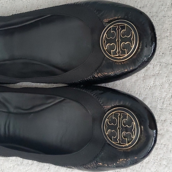 Tory Burch black and gold ballerina flat - Picture 7 of 8